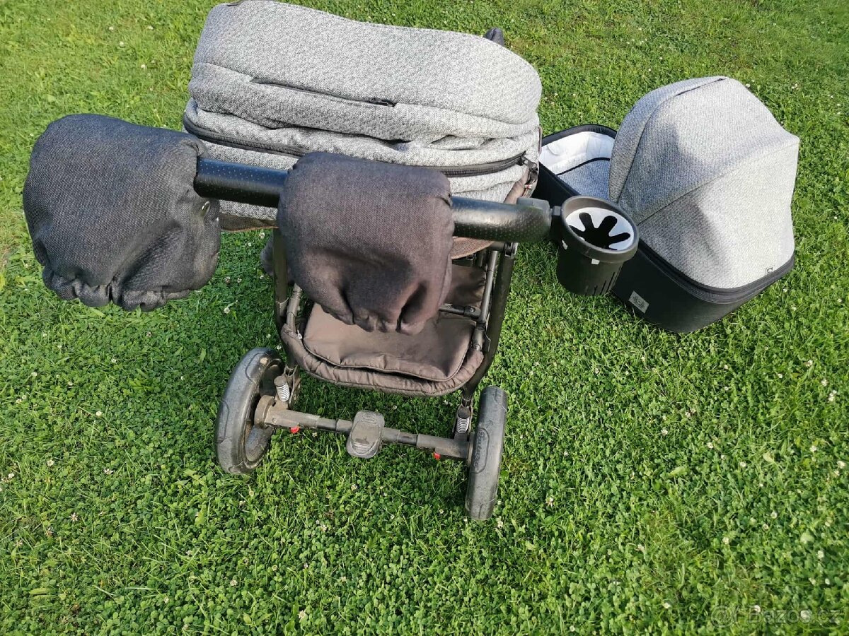 Kočárek v top stavu - 2