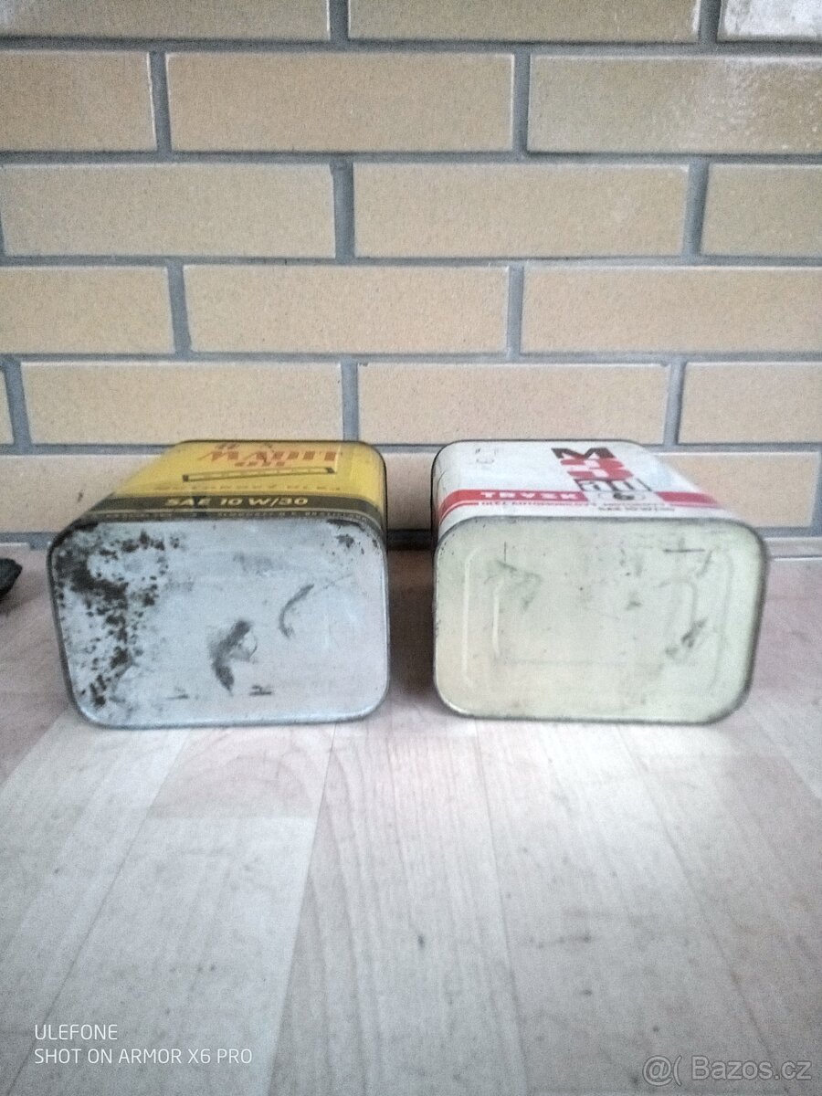 Kanystry od oleje - 2