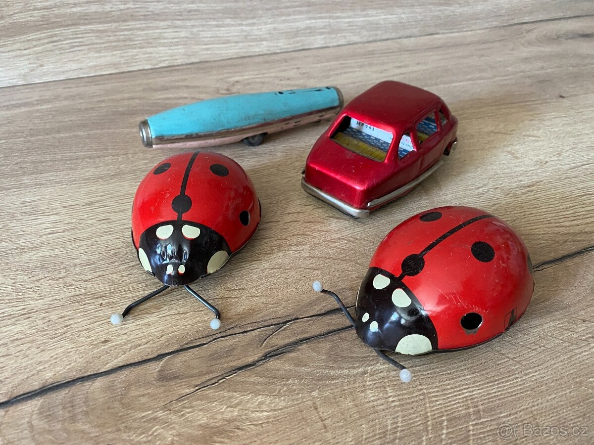 staré hračky plechové hračky retro beruška raketa setrvačník - 2