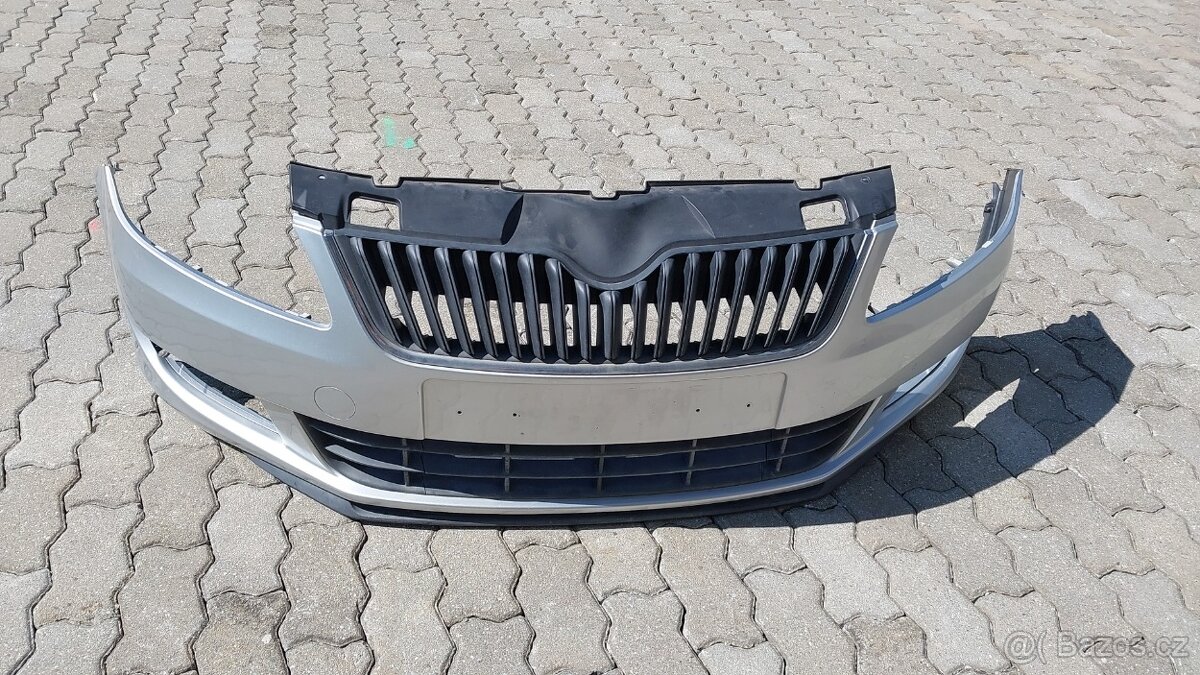 Škoda Fabia 2 – Nárazník přední stribrný 9156 Facelift - 2