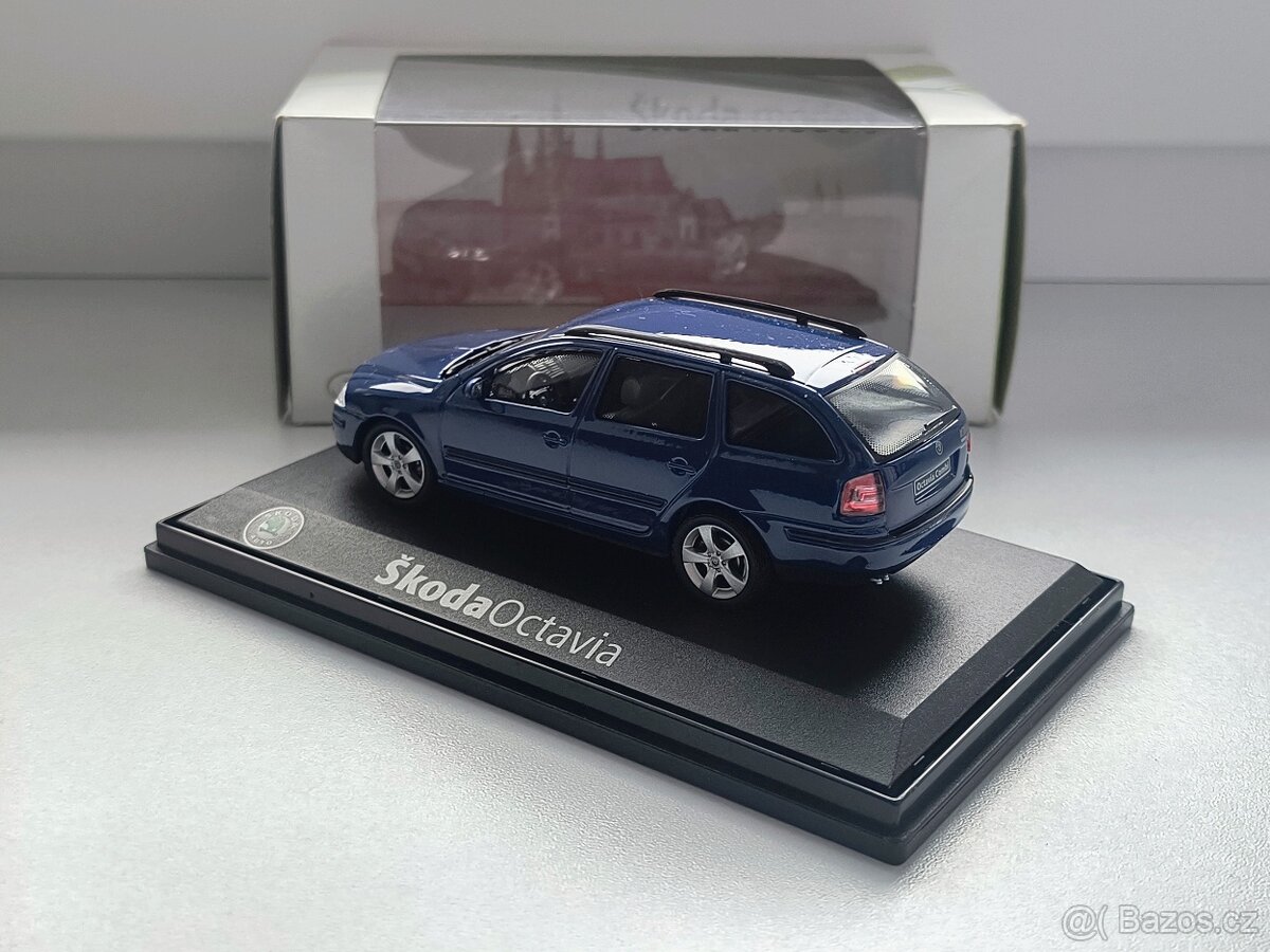 Model auta Škoda Octavia Combi modrá, Abrex 1:43 - 2