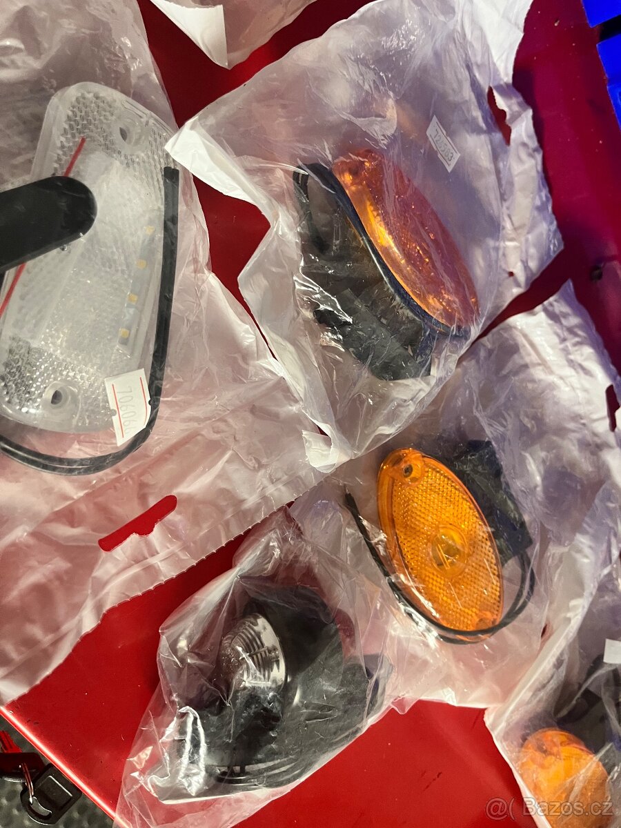 Světýlka/odrazky na vozík nové - 2