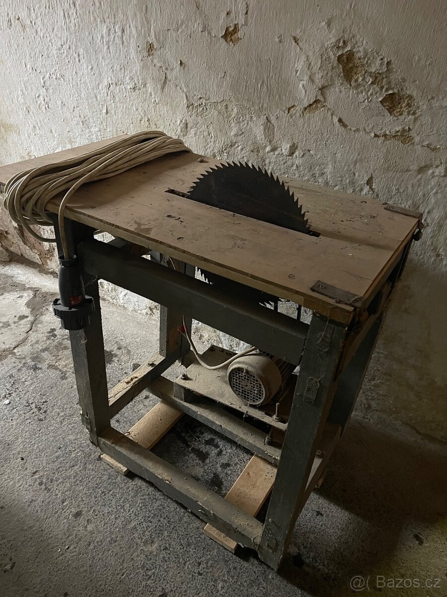 Kotoucova pila, cirkularka, retro 380v - 2