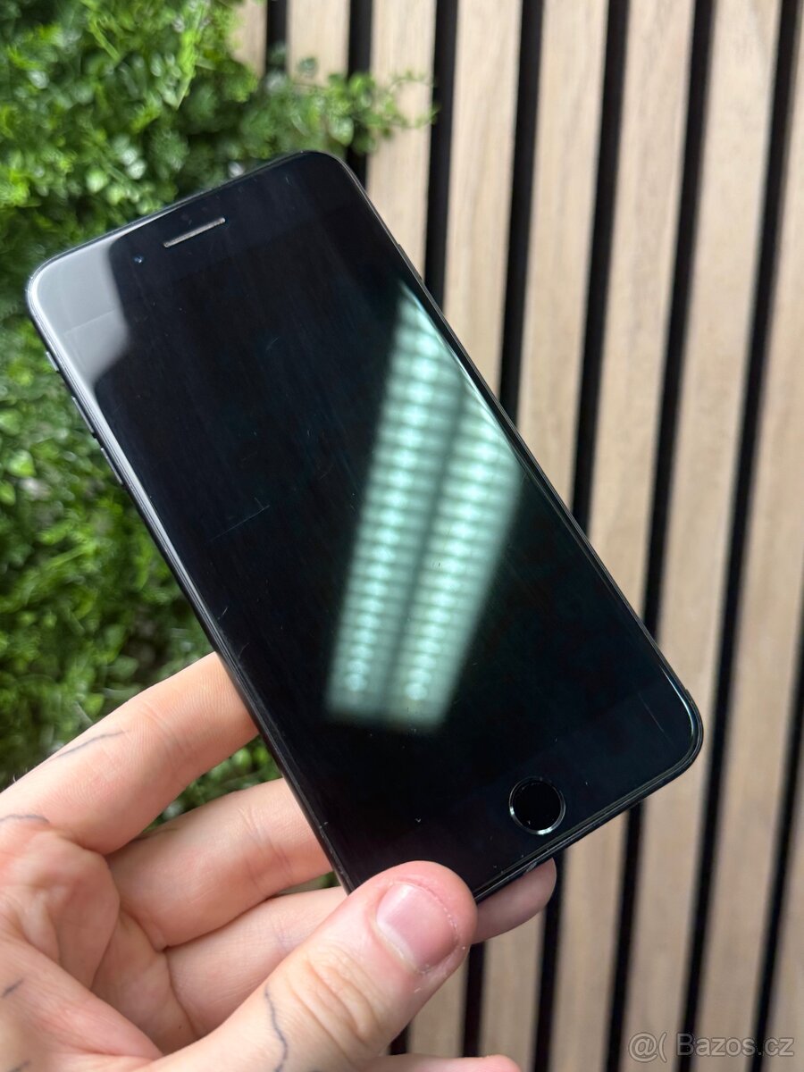 iPhone 7 Plus 128GB - 2