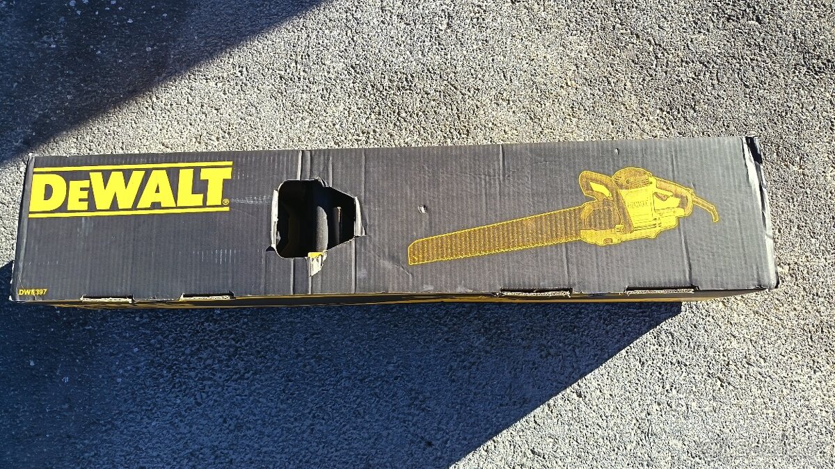 Pila DeWALT DWE397 - 2