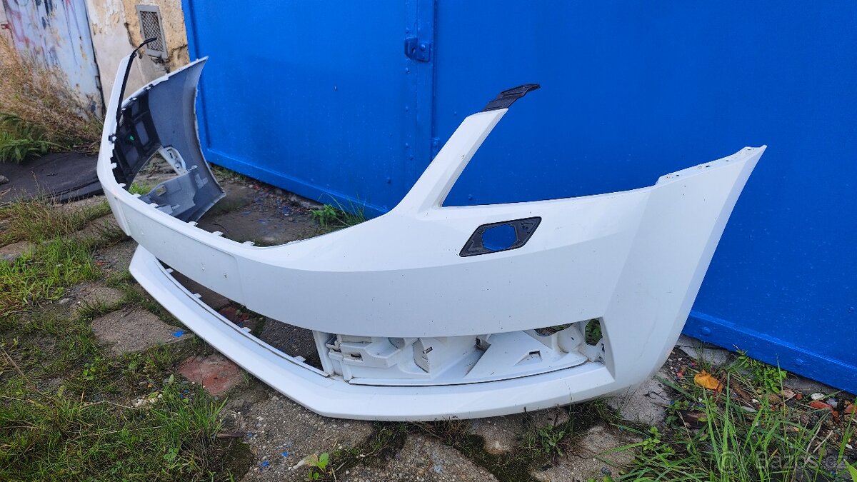 Přední nárazník Škoda Octavia III - 2