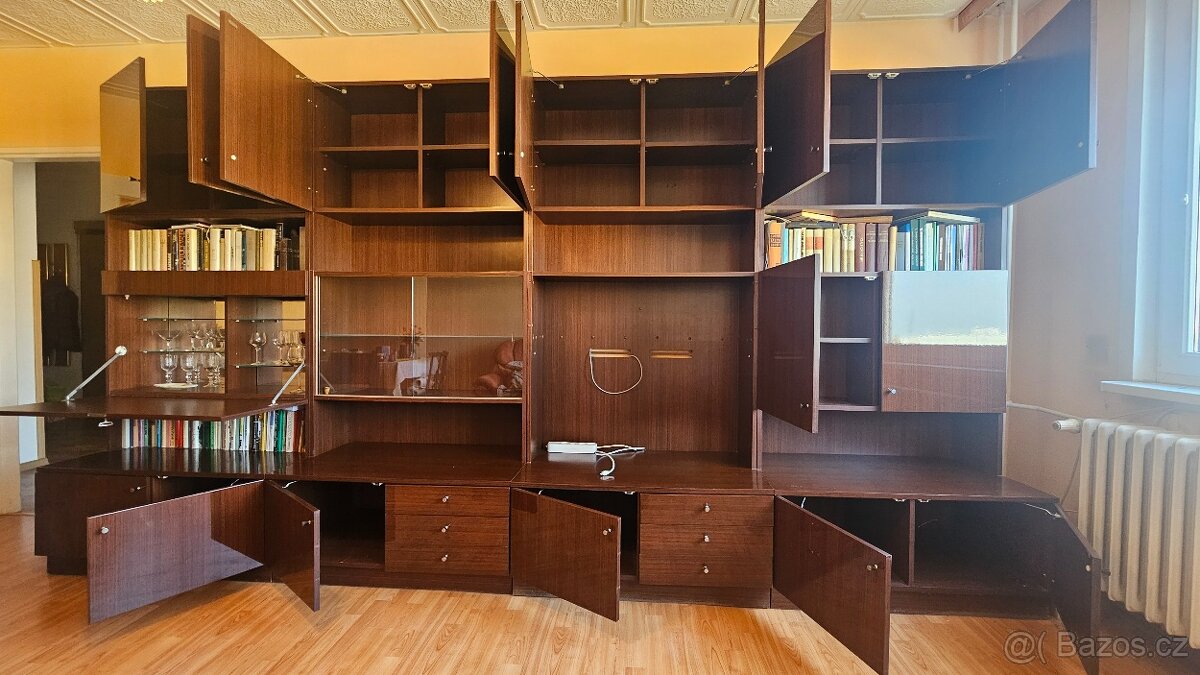 Obývací stěna - 2