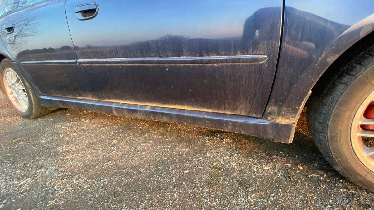 Subaru Legacy 2004 2.5 121kw - 2