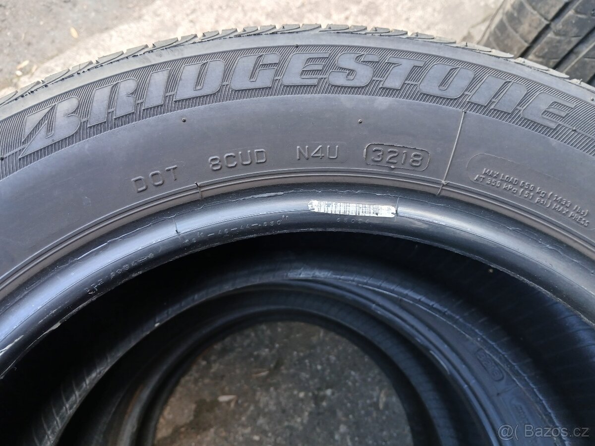 letní pneu 215/55 r16 - 2