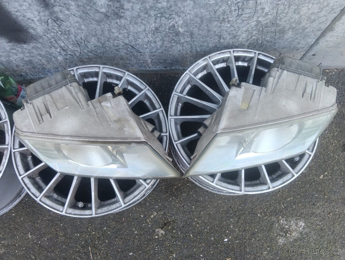 Xenony Octavia 2 - 2