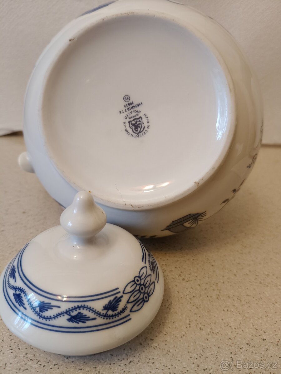 Porcelánová konvice - 2