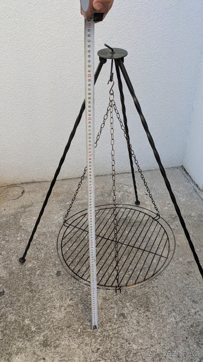 Trojnožka gril - 2