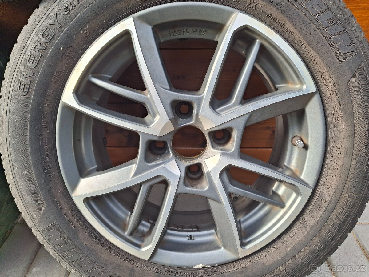 ALU disky Citroen C4 6,5Jx15H2 ET25, pneu 195/65 R15 - 2