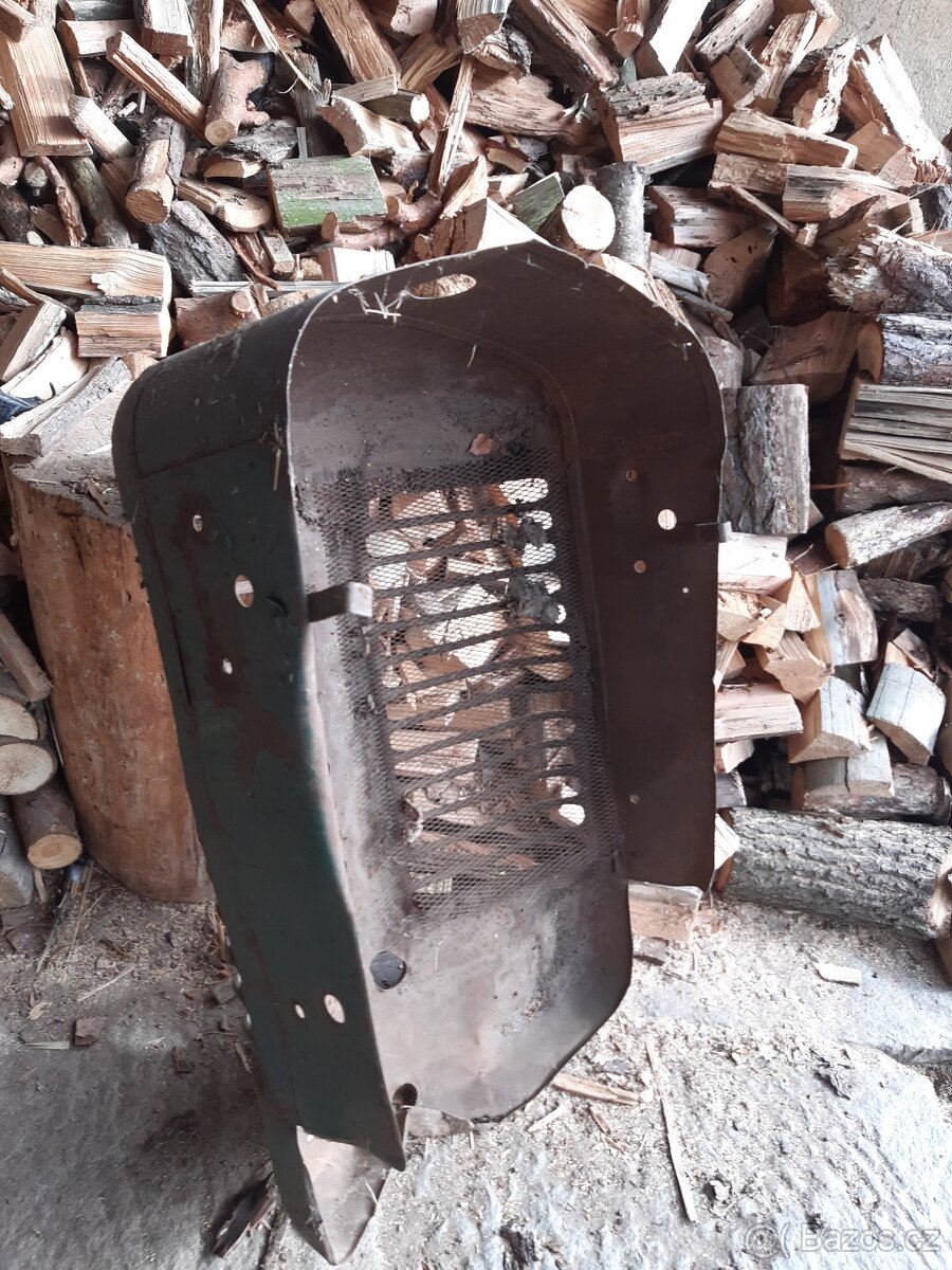 Maska na historický Zetor - 2