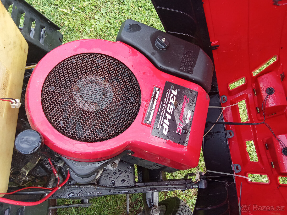 Motor do zahradního traktoru 13 HP - 2