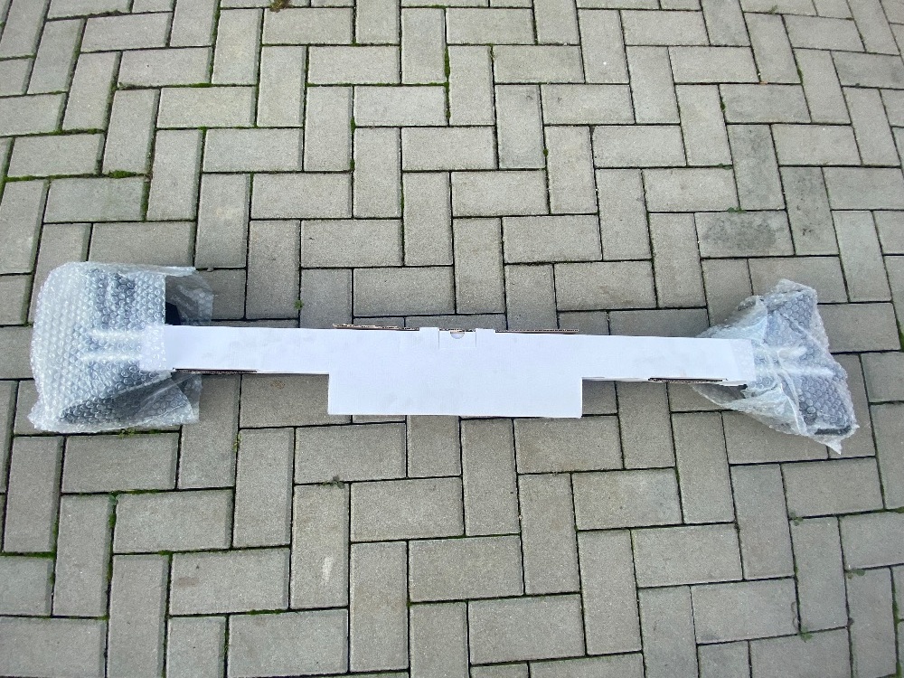 Příčníky-Střešní nosiče Audi Q8 - 2