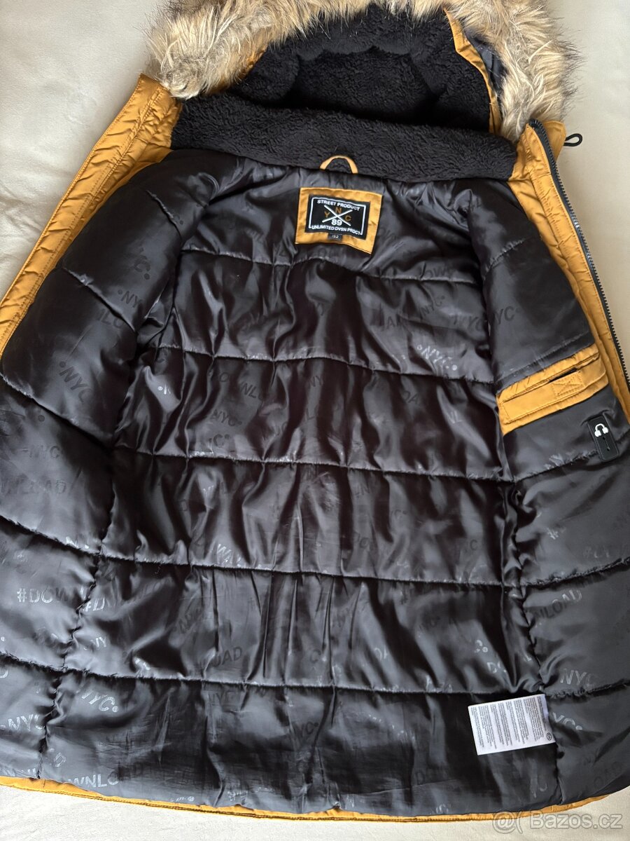 Prodám chlapeckou zimní bundu s kapucou plus dám vestu M&S - 2