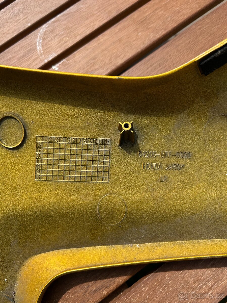 Boční plast kapotáže Honda Transalp XL 700 - 2