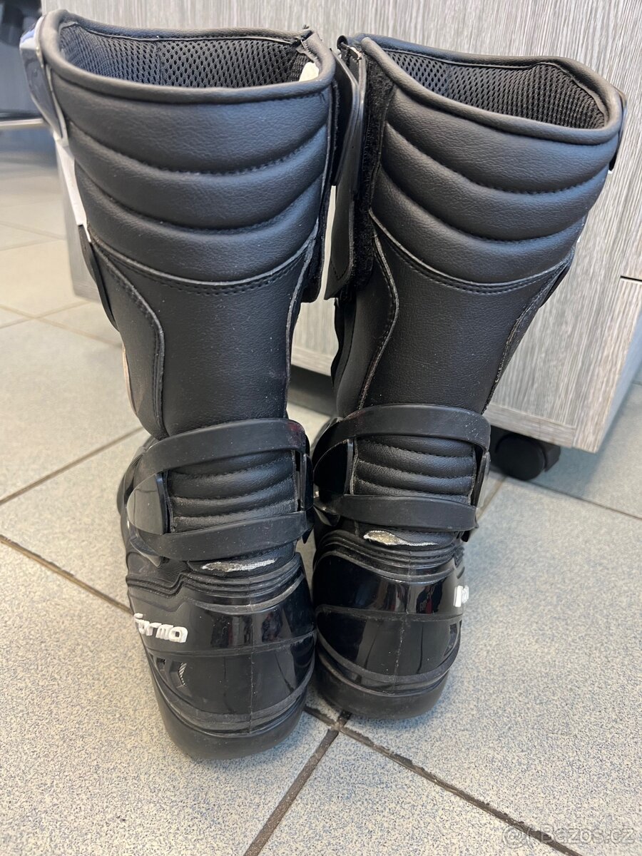 110. FORMA FRECCIA černé 42 - 2