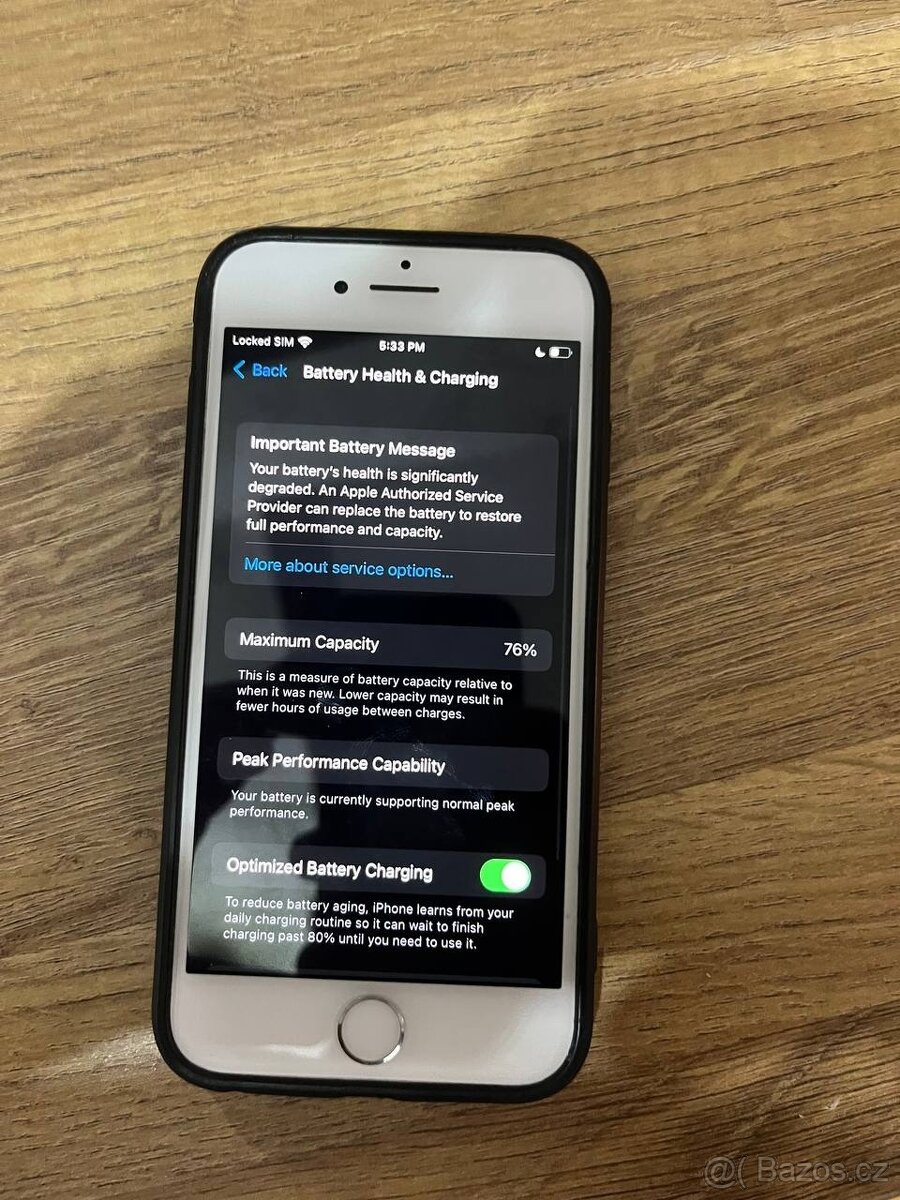 iPhone 8 – plně funkční, prasklá záda - 2
