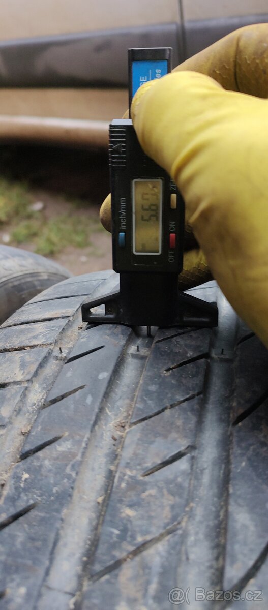 2xLetní pneu Laufenn 215/45 R17 - 2