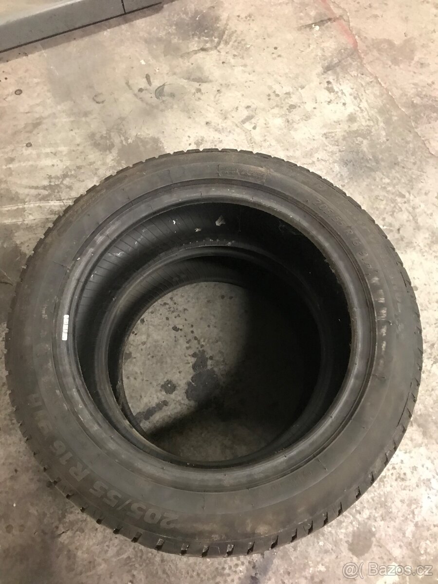 205/55 r16 goodyear - 2