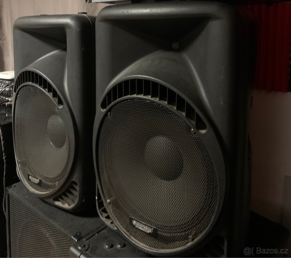 Pasivní PA repro Omnitronic 800w - 2