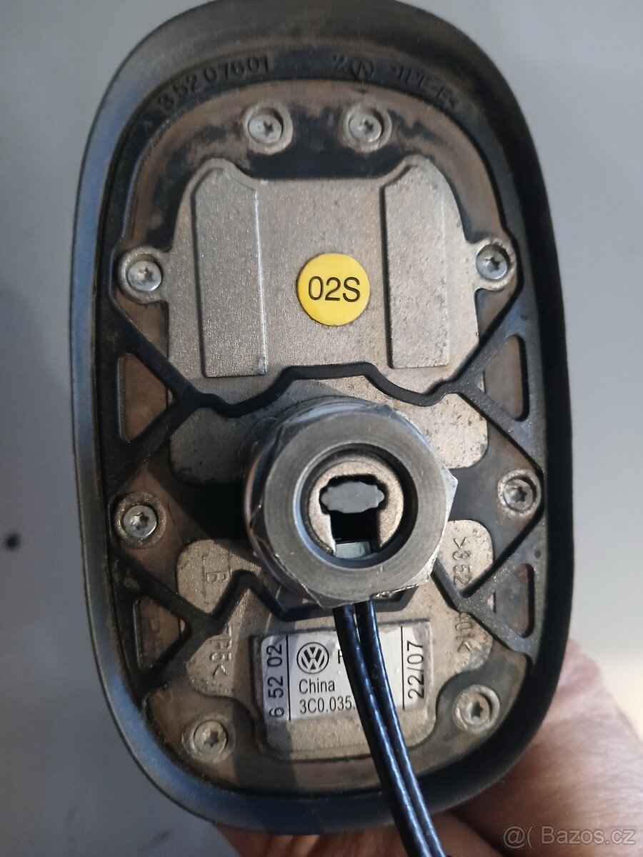 Originál anténa Passat B6 - 2