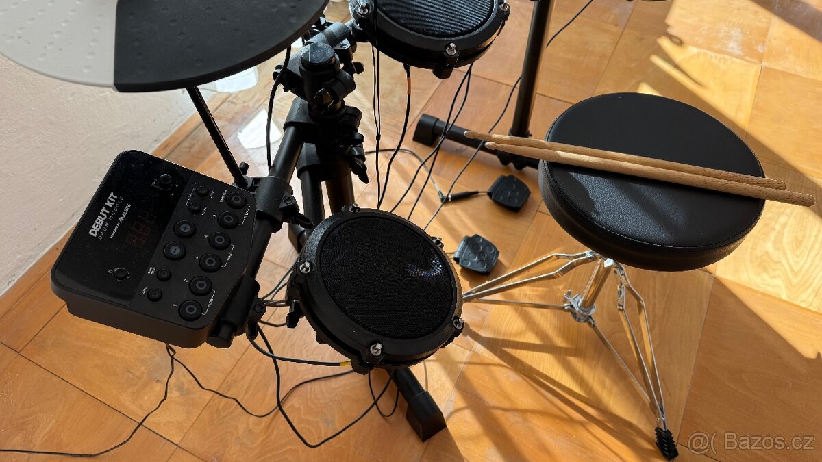 Alesis DEBUT KIT - 2