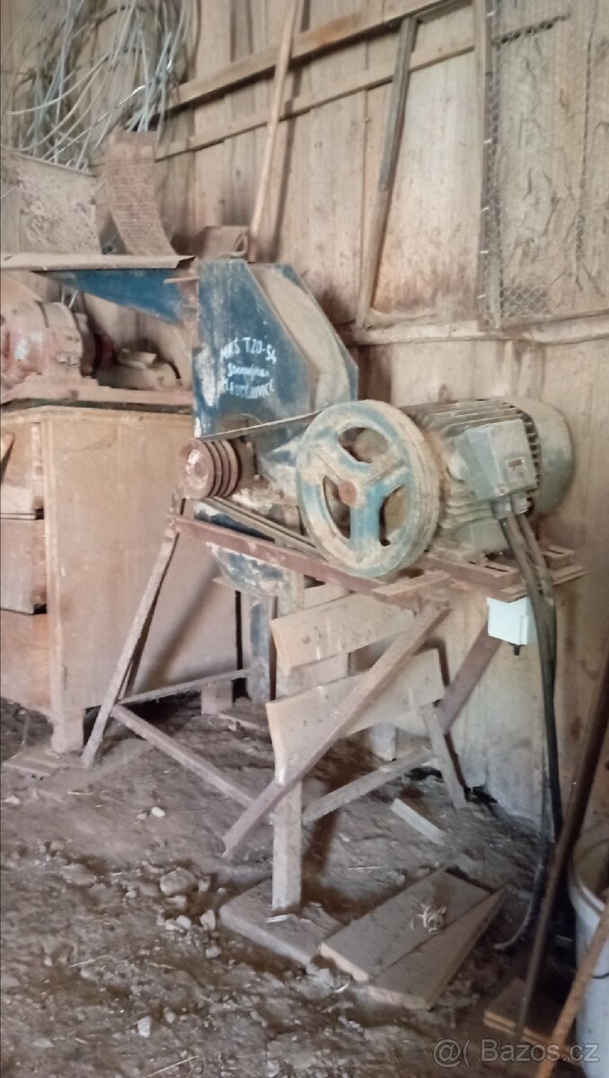 Šroťák na obilí - 2