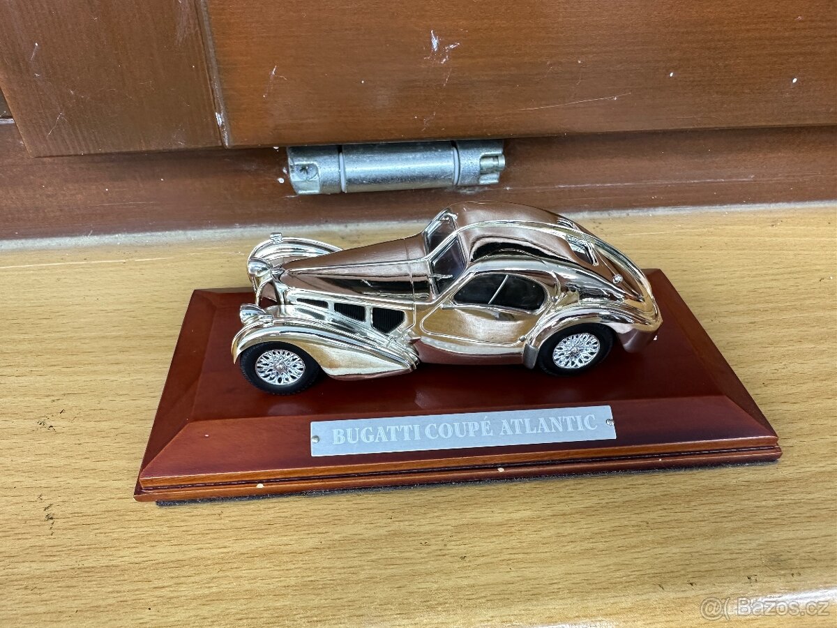 MODEL Bugatti Coupé Atlantic - 2