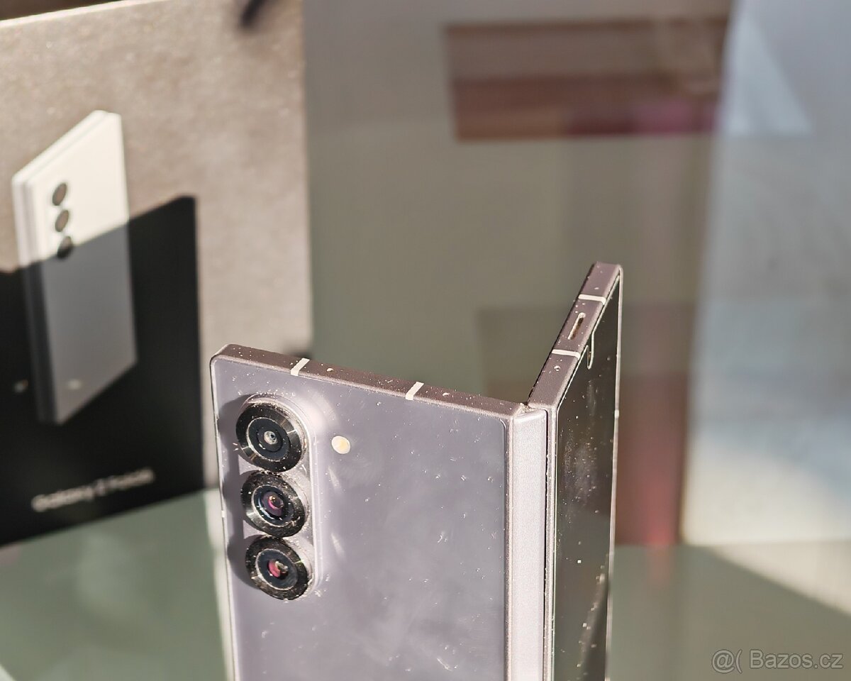Galaxy Z Fold 6 - 2