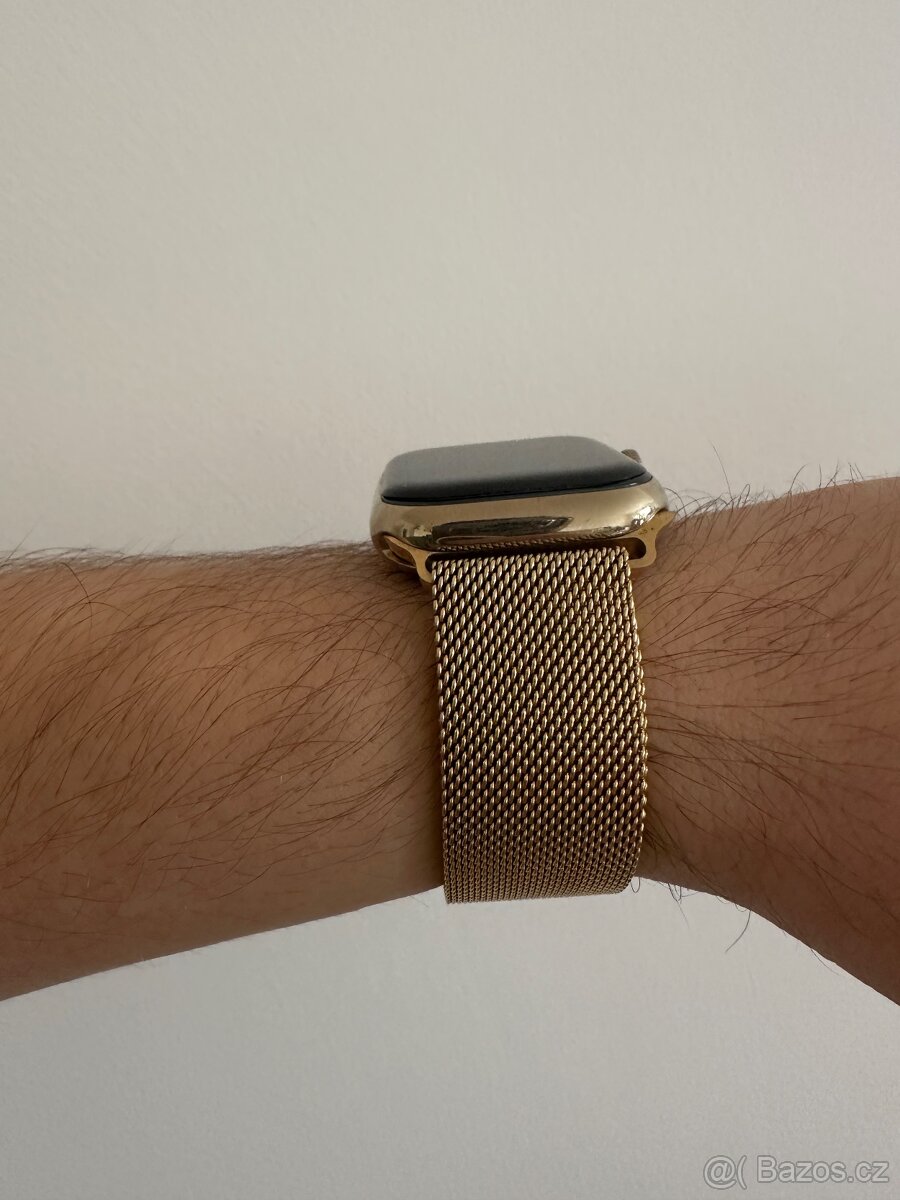 Apple Watch Series 8 - 2