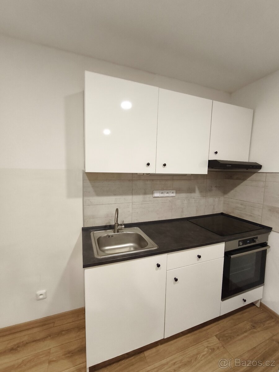 Pronájem bytu Chodov u Sokolova 1kk - 2