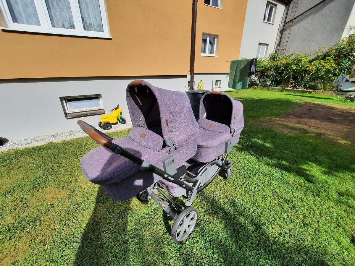 Kočárek pro dvojčata - 2