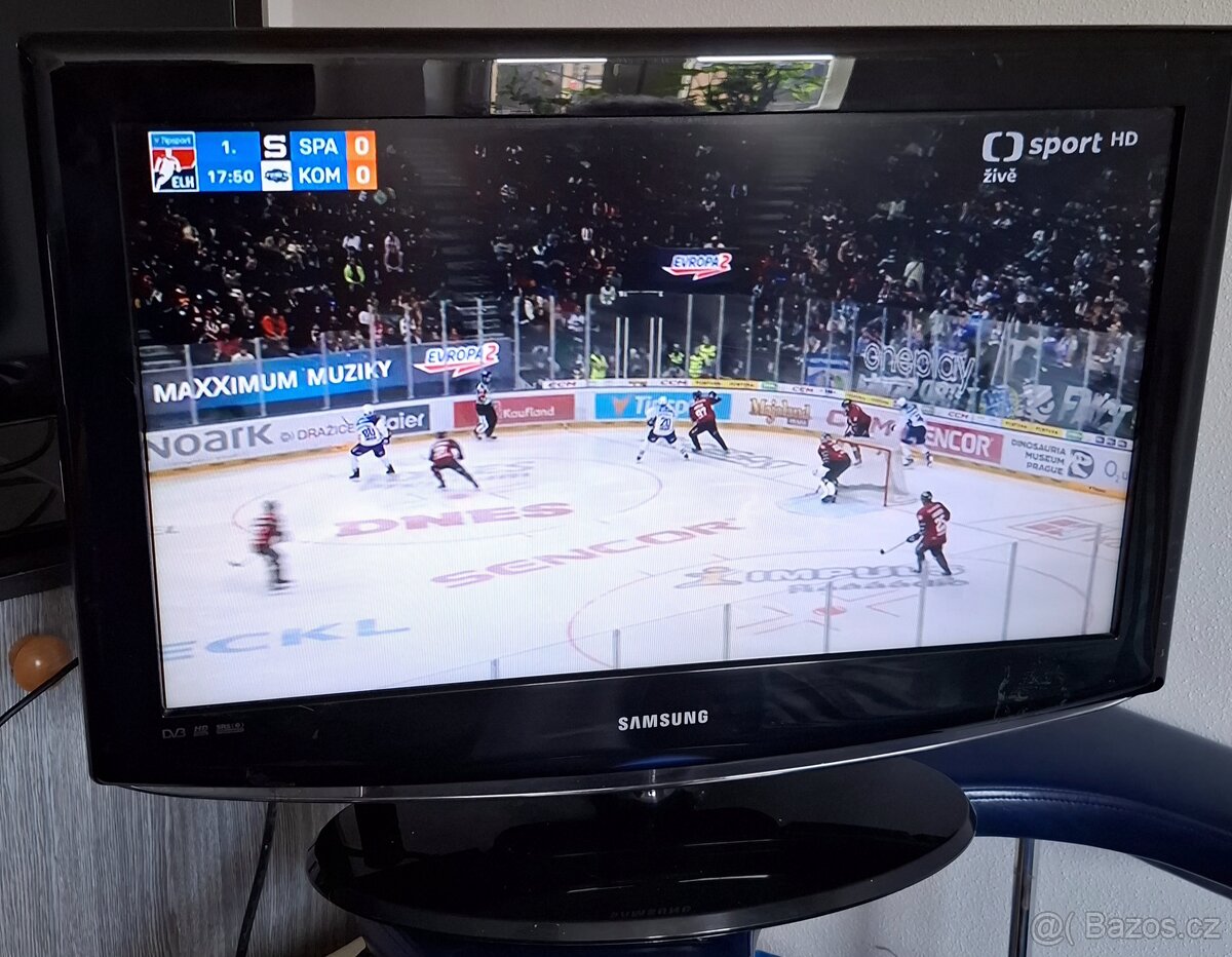 Tv Samsung 66 cm - 2