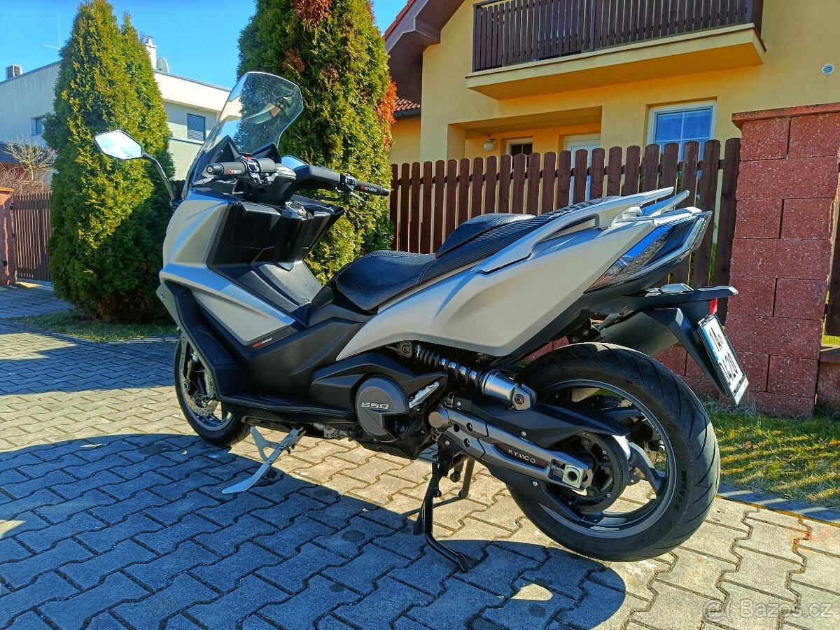 KYMCO AK 550 - 2