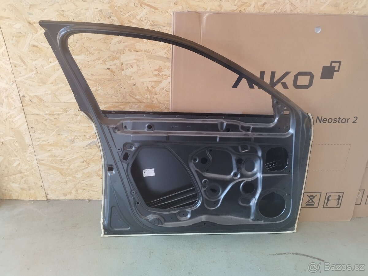 Přední levé dveře Škoda Superb 3 nové originální - 2