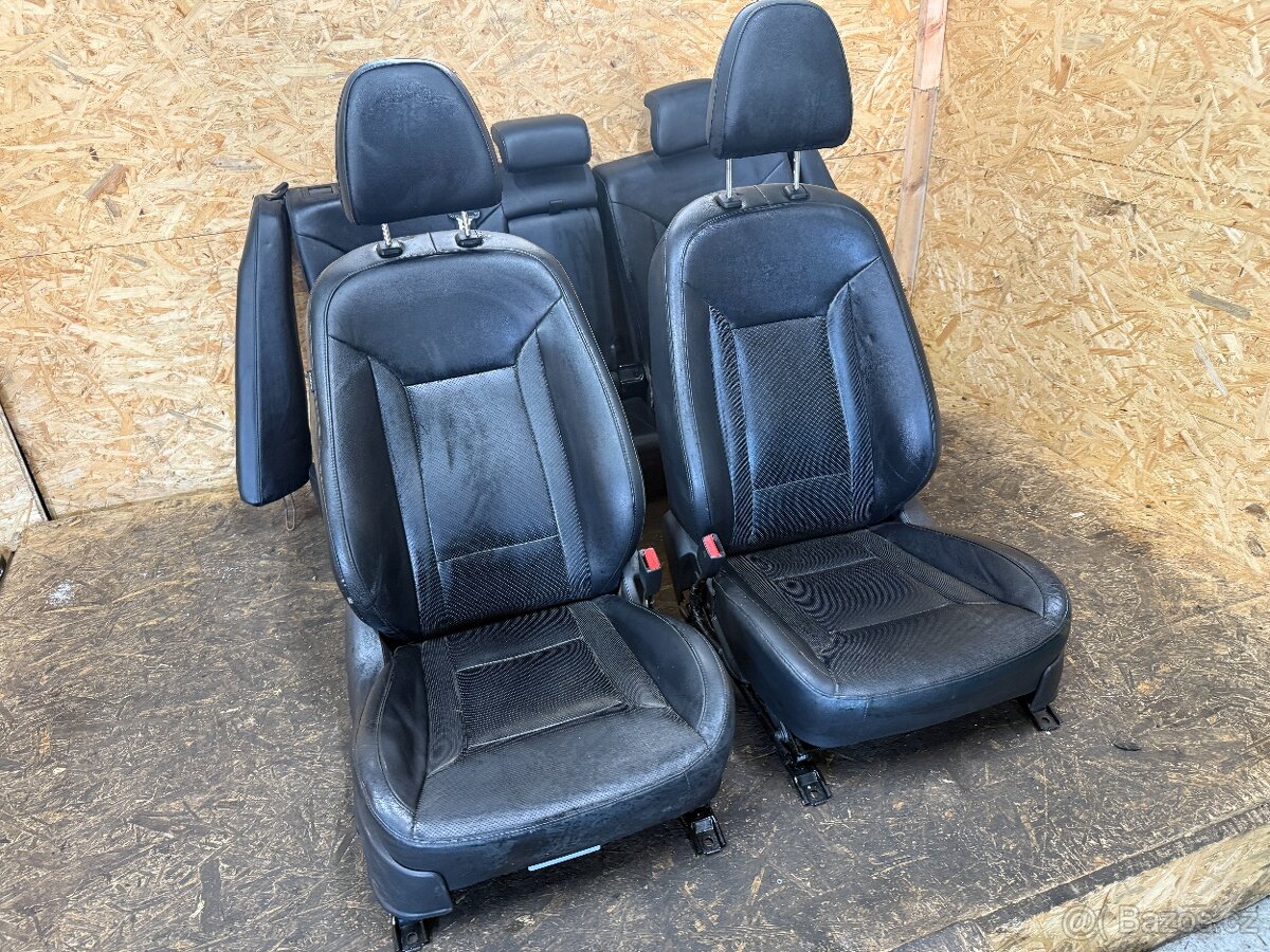 KOŽENÝ INTERIÉR HYUNDAI I40 KOMBI - 2