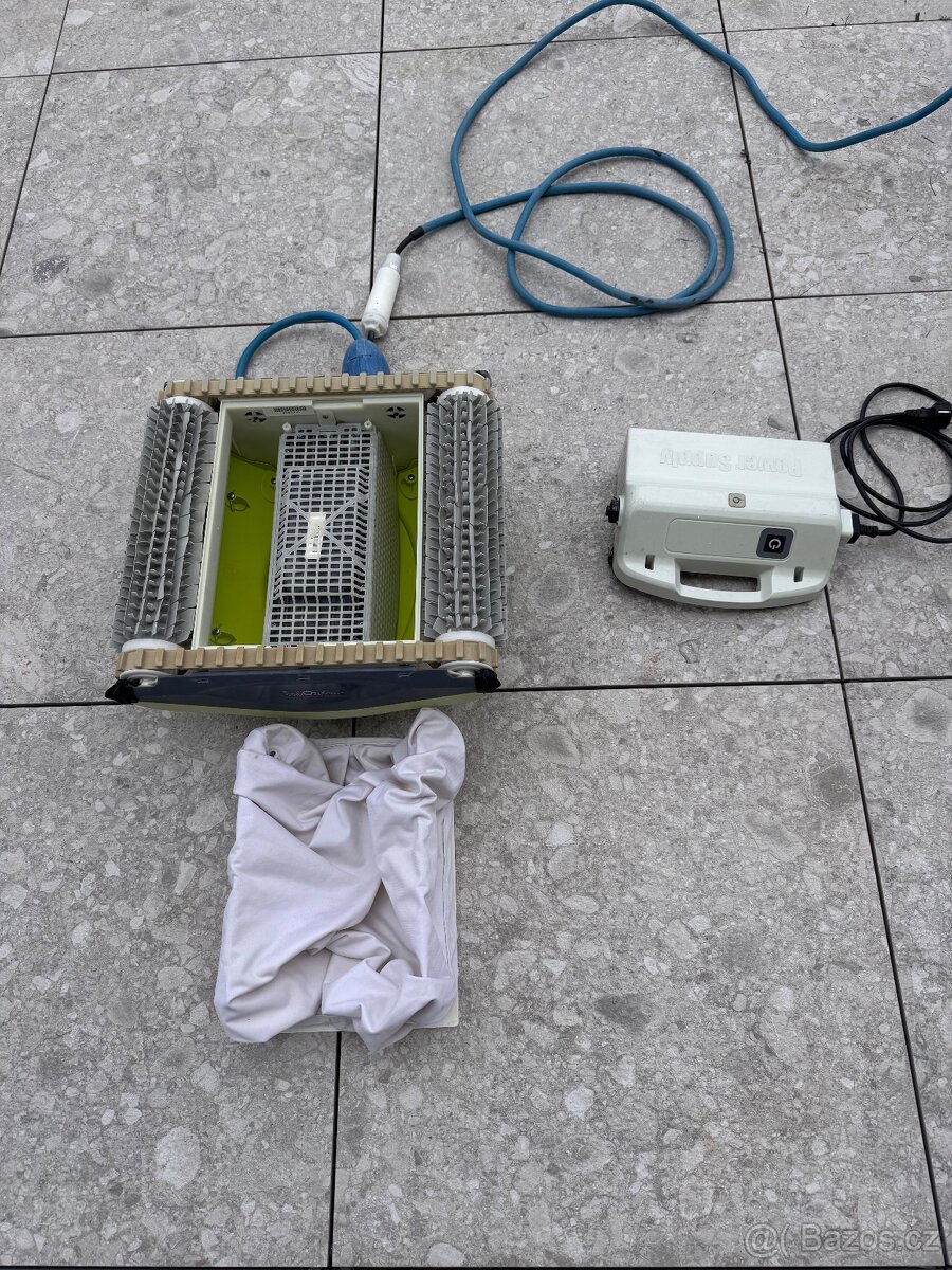 Bazénový vysavač Dolphin Spring - 2