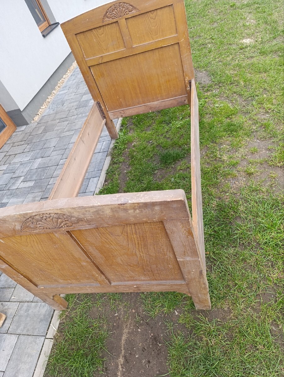 Starožitné postele - 2