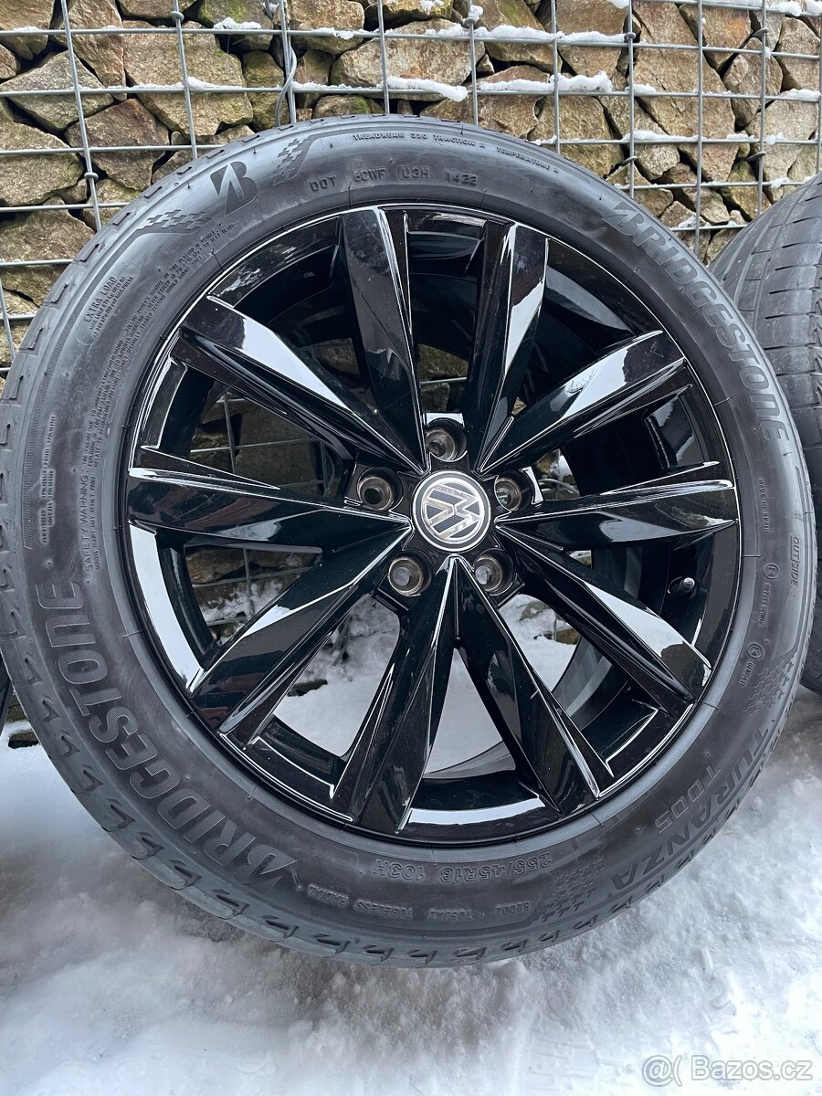 VW Springfield R18, letní Bridgestone 255/45 Multivan - 2