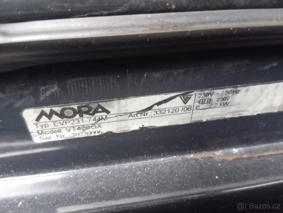 Vestavná trouba Mora - 2