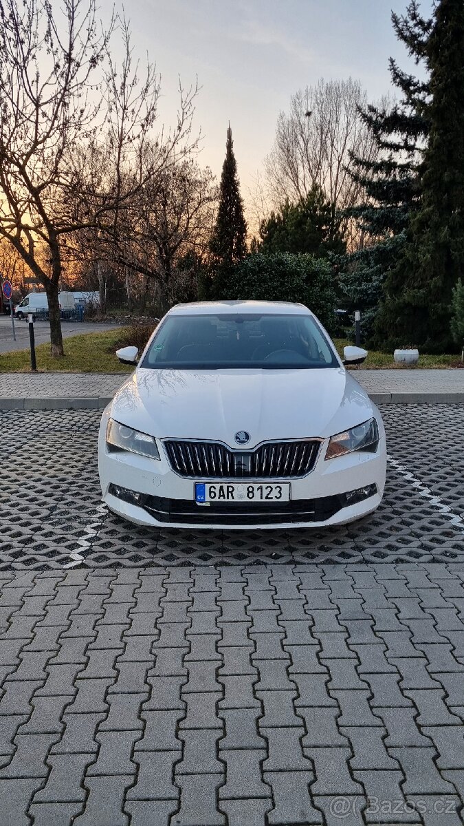 Škoda Superb 2018 - 2