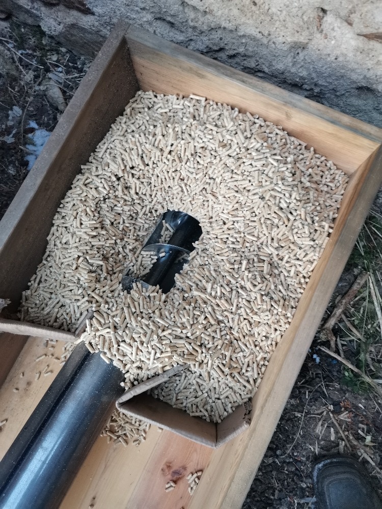 šnekový dopravník na různé materiály - 2