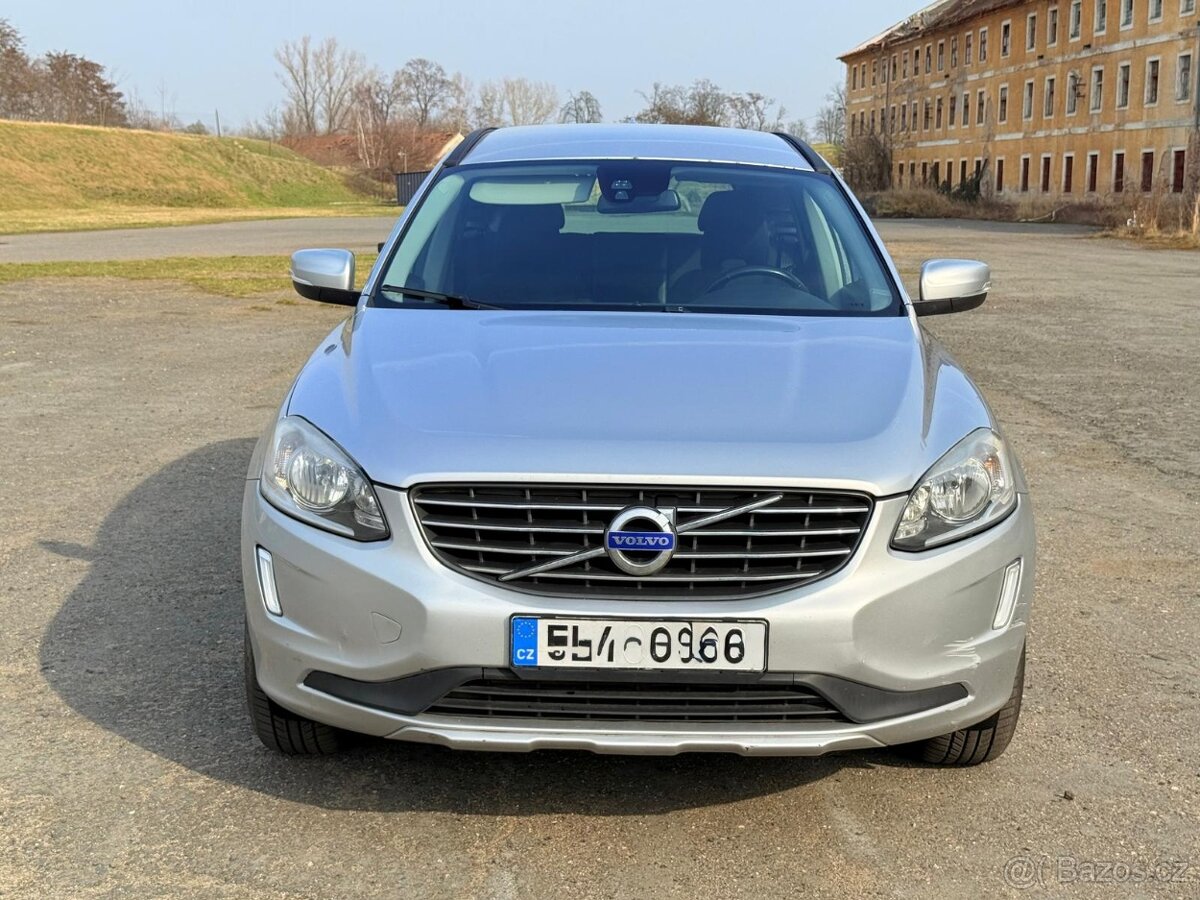 VOLVO XC60 - 2