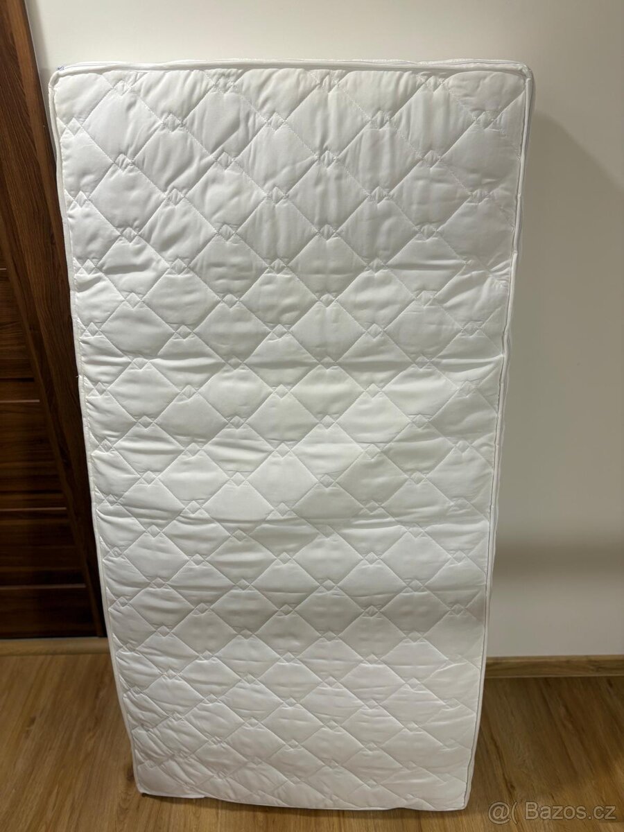 Dětská postýlka s přebalovacím pultem - 2