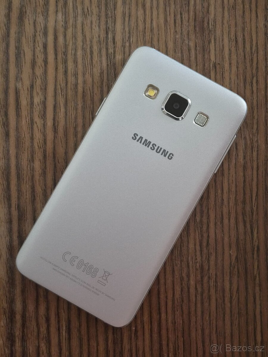 Samsung Galaxy A3 - 2