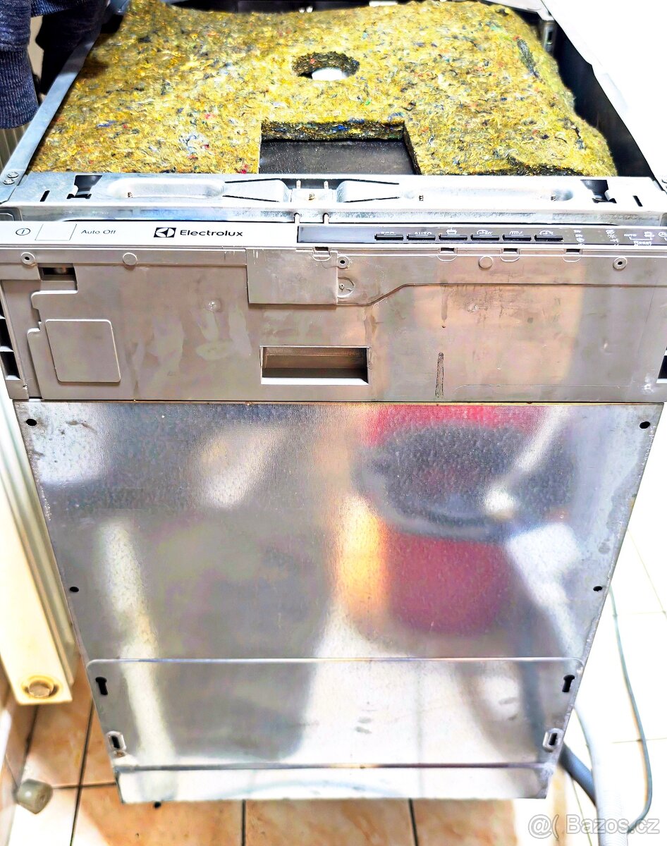 Elektrolux 45cm 5 programů Fuzzy Logic, plně integrovaná - 2