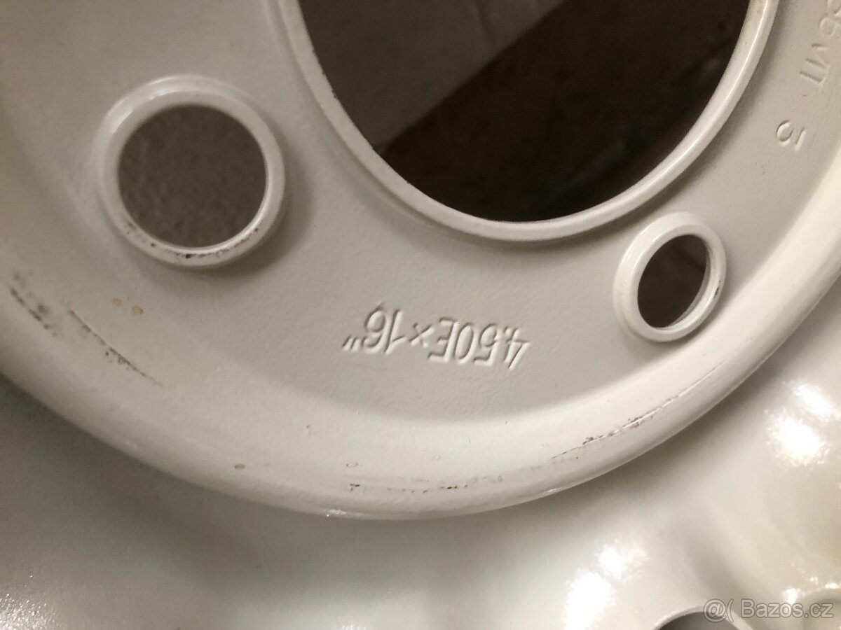 Disk ,ráfek Praga, Tatra , škoda ,4,5x16 ? - 2